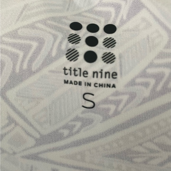 Title nine V-neck dress in size small. - Picture 6 of 7